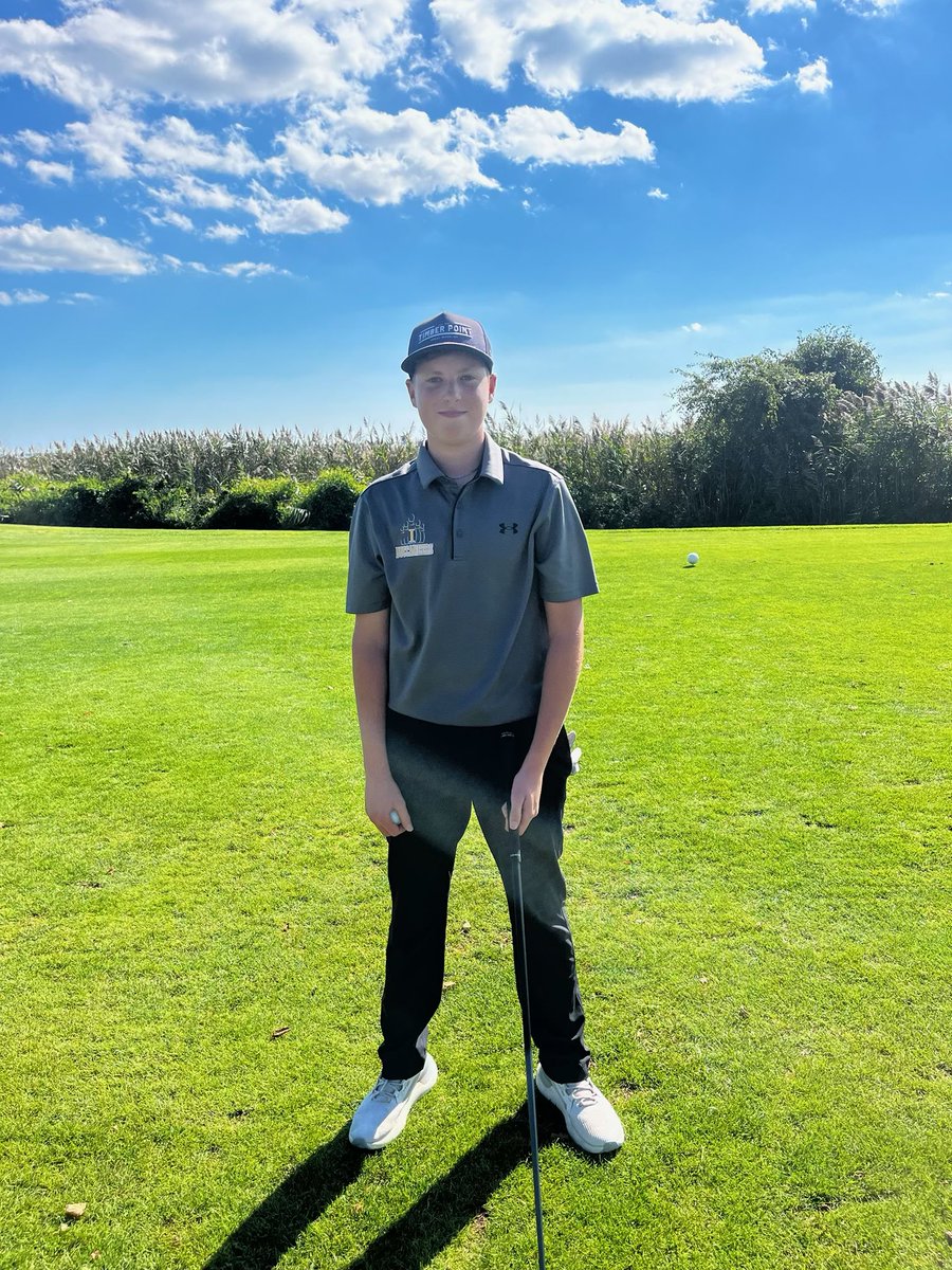 Congratulations to Islip Varsity Golfer, senior Jacob Petelin, on his hole in one at Timberlake Golf Course on September 6, 2024! What an accomplishment! Wow! #IslipRising #islipathletics