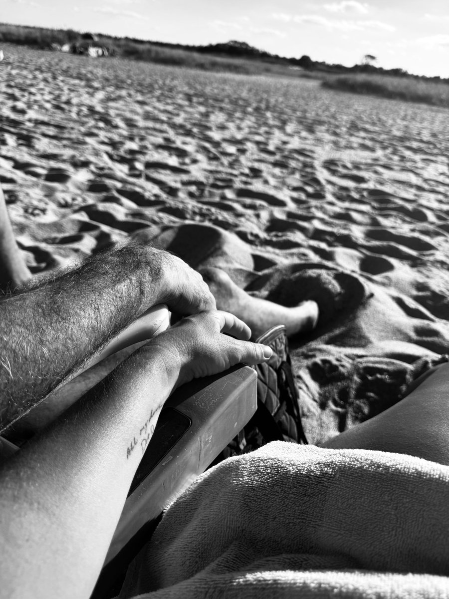 Bratty2244's tweet photo. Soaking up every last bit of summer that we can. β€οΈβ€οΈβ€οΈ@KinkyCarpenter1
#summer #localsummer #gunnison https://t.co/RtSQAf6zrr