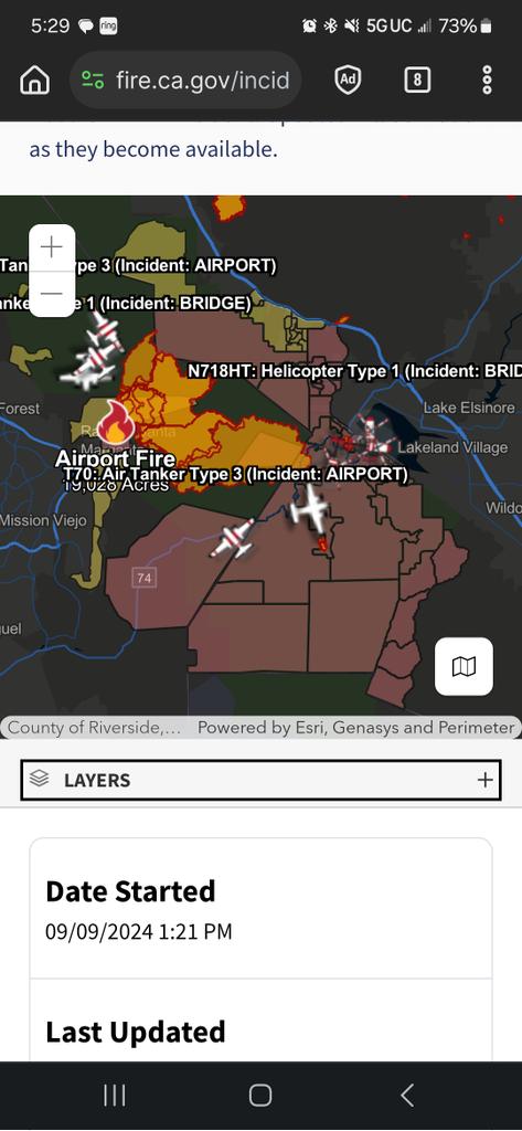 skyfraction's tweet image. #AirportFire has crossed the ridgeline and is coming down on the Lake Elsinore side of the mountain. Be aware of the hot ashes that can spur fire. #PrayForSafety as many LEUSD students and families under mandatory evacuation, firefighters, national guards, and aircraft operators.