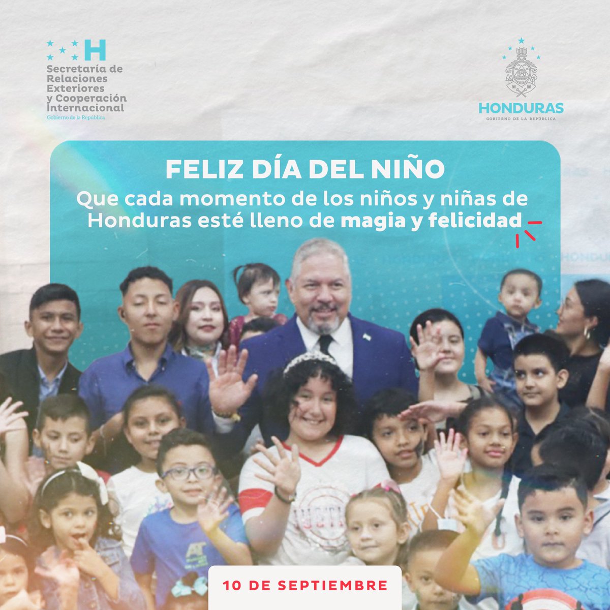 👶🏼👧🏻👦🏻| La felicidad de un niño y una niña es el tesoro más valioso de la humanidad.

¡Felicidades niños y niñas de Honduras!