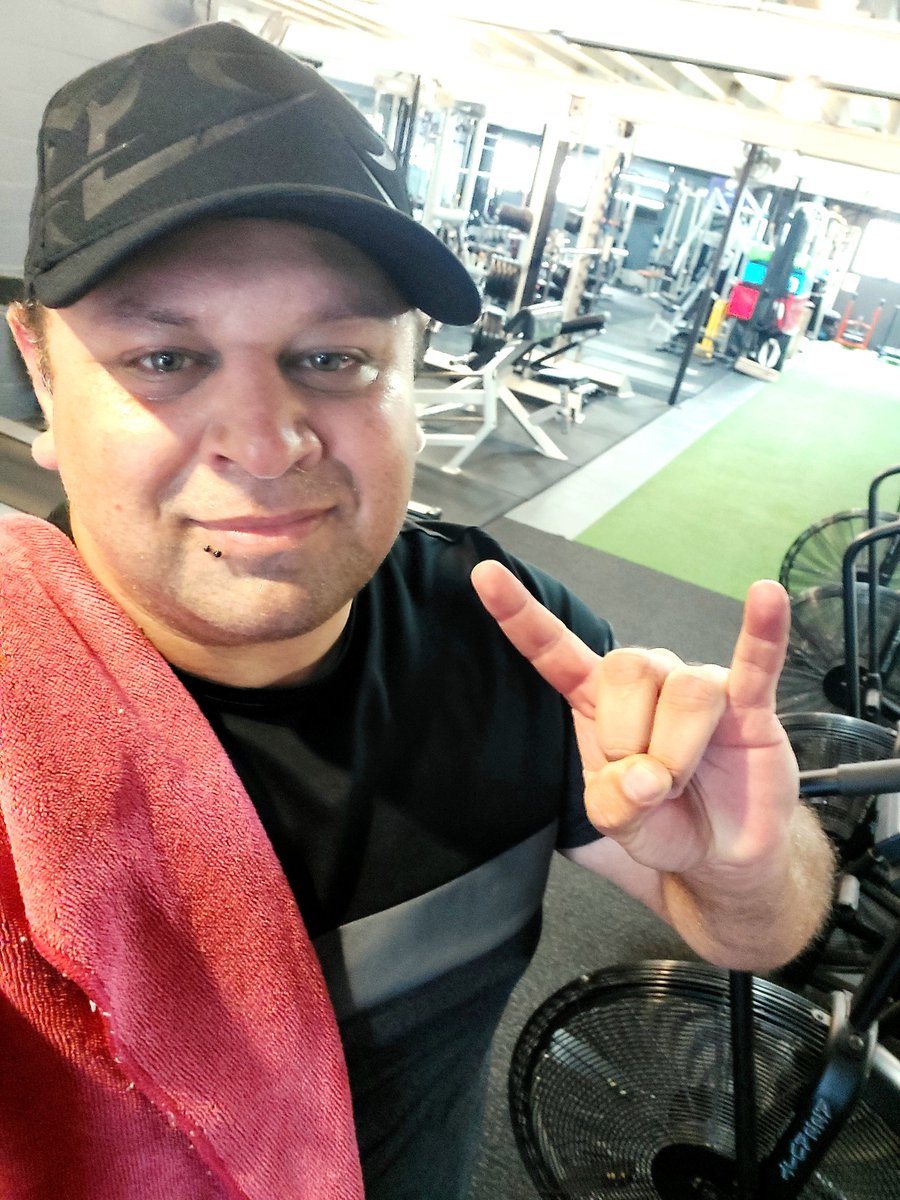 Gustacious's tweet image. Rise and smile
Wednesday mornings are a reminder that the week is full of possibilities. Let’s celebrate the little wins today—what’s something that’s making you feel good?

#Brisbane #thisis40