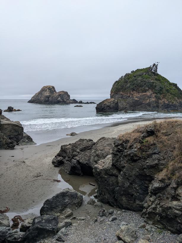 Pichu7245's tweet photo. NorCal beaches are 👌 https://t.co/Qz8rK9r9yC