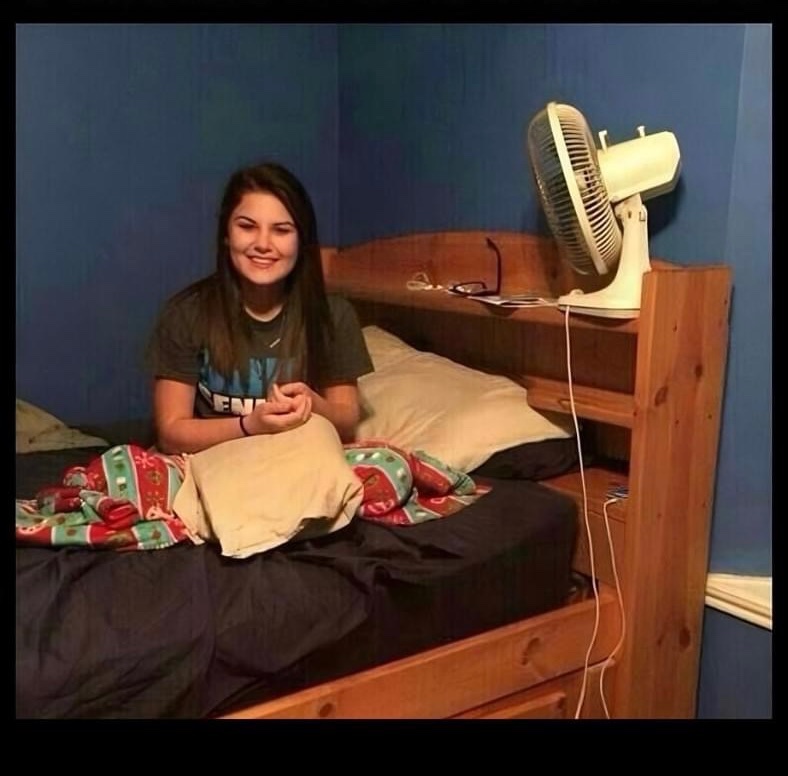 What's in this photo that led a husband to divorce his wife?