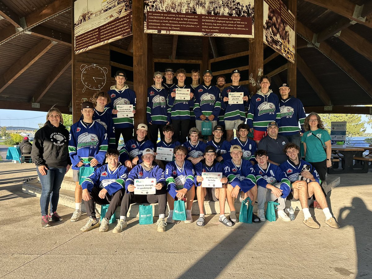 The Flock took part in World Suicide Prevention Day tonight through the Canadian Mental Health Association at Confederation Park today. 
#FearTheFlock <a href="/cchl/">Amy Holter</a> #MentalHealth