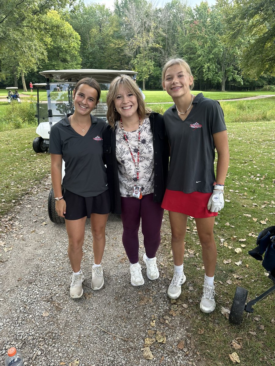 CTE_Teach_Jess's tweet photo. Who knew my first teacher photos here would be with Freshmen girls golfers on the same course I started golfing on ⛳️⚡️ https://t.co/SPJtRRSB2L