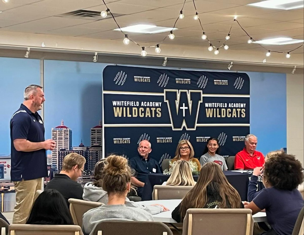 coach_wathen's tweet image. I’m so proud of this young lady! Noel Smith signed LOI today to continue her athletic and academic career at the University of the Cumberlands.

Noel is the last remaining player from my original team at Whitefield where she started Varsity as a 7th grader. 

I’m a blessed coach.