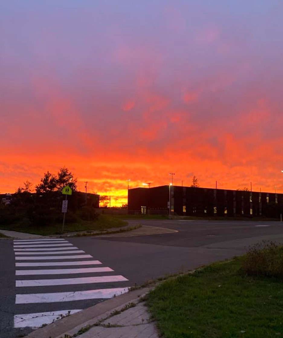 What an incredible sky blanketing Newtown Elementary tonight. Thanks <a href="/mmelee5/">Melissa Lee</a> for capturing this beauty!