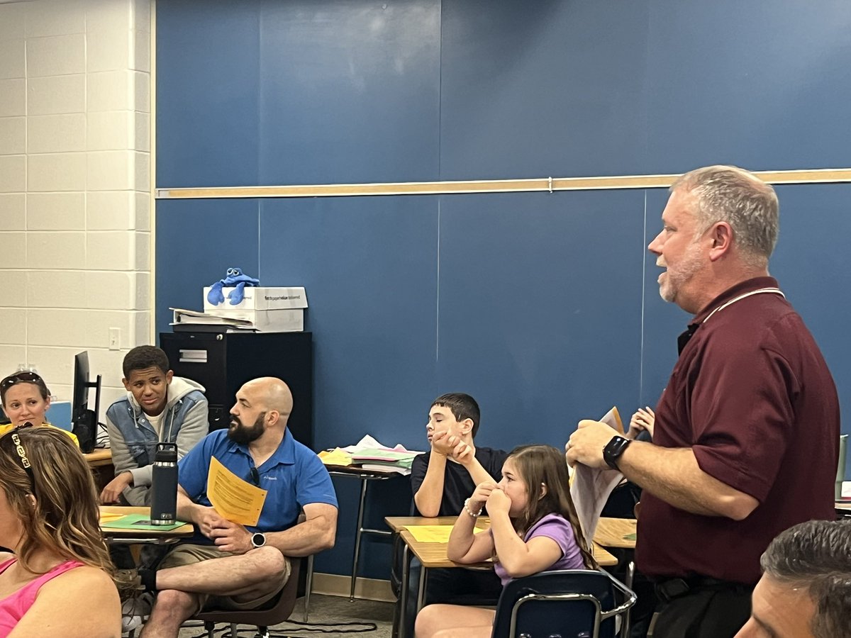 NorthernMSCCPS's tweet photo. Open House at NMS was a big success!  Thank you to all of the parents, families and staff members that attended! https://t.co/AthhBpXDe2