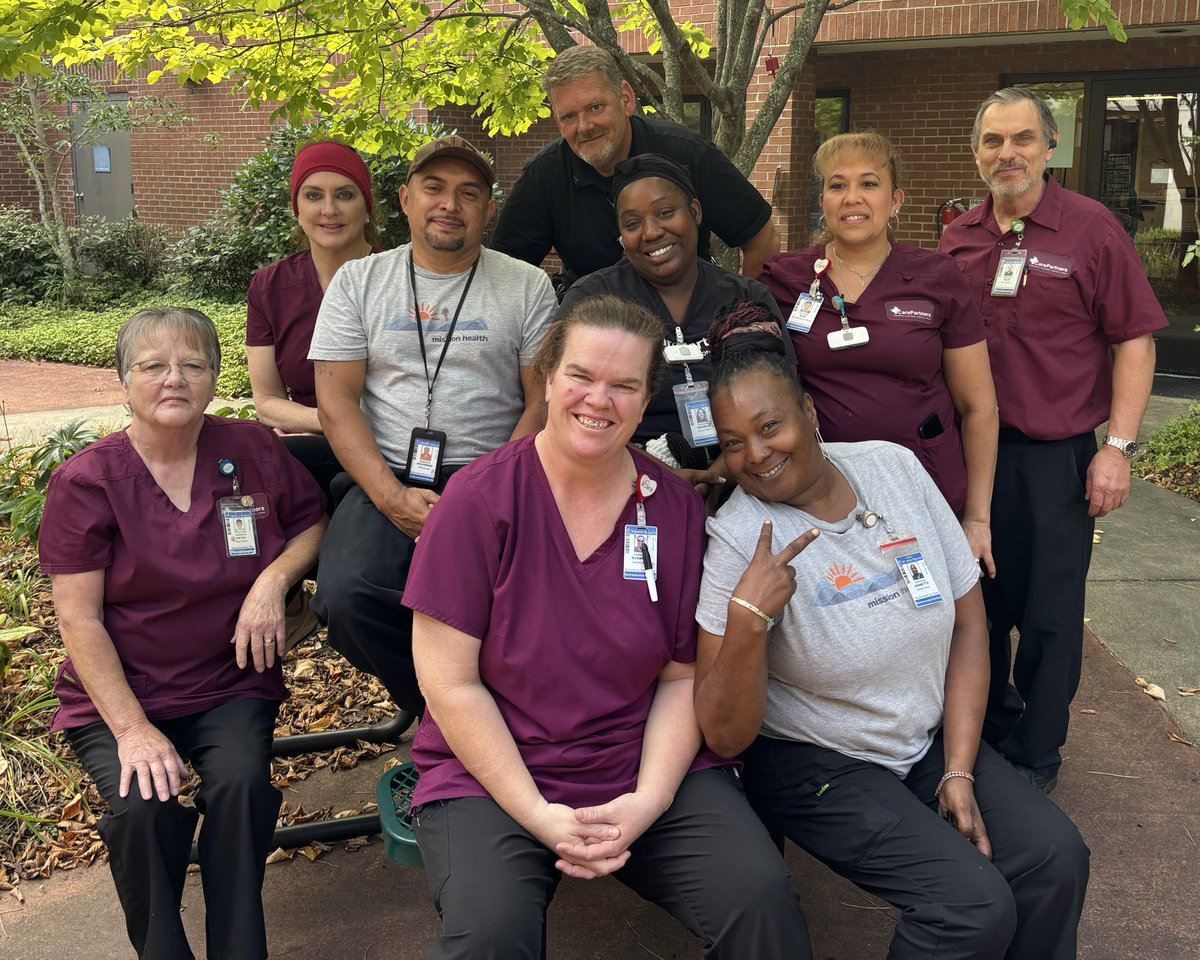 Please join us in saying thank you to our incredible CarePartners Environmental Services team. Thank you for maintaining a safe and clean environment for patients, colleagues and visitors. You are appreciated!
#PositiveImpact #EVSWeek