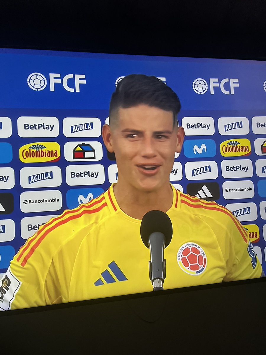 lia 🍓 tweet media