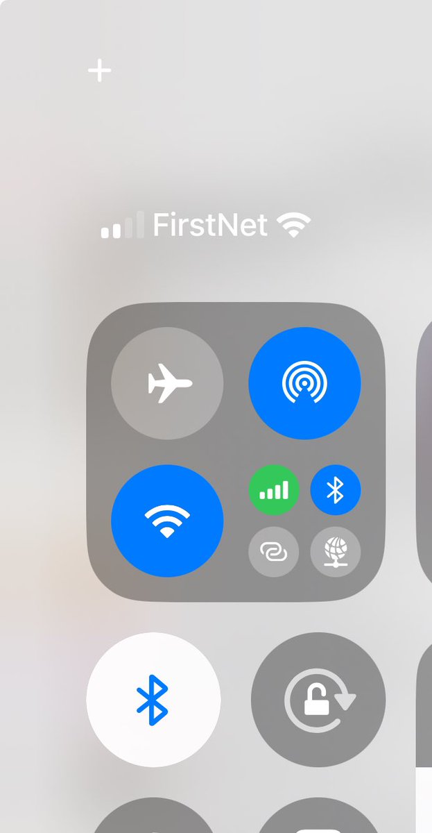 Ian Hendon 🇺🇦❤️☮️ tweet media