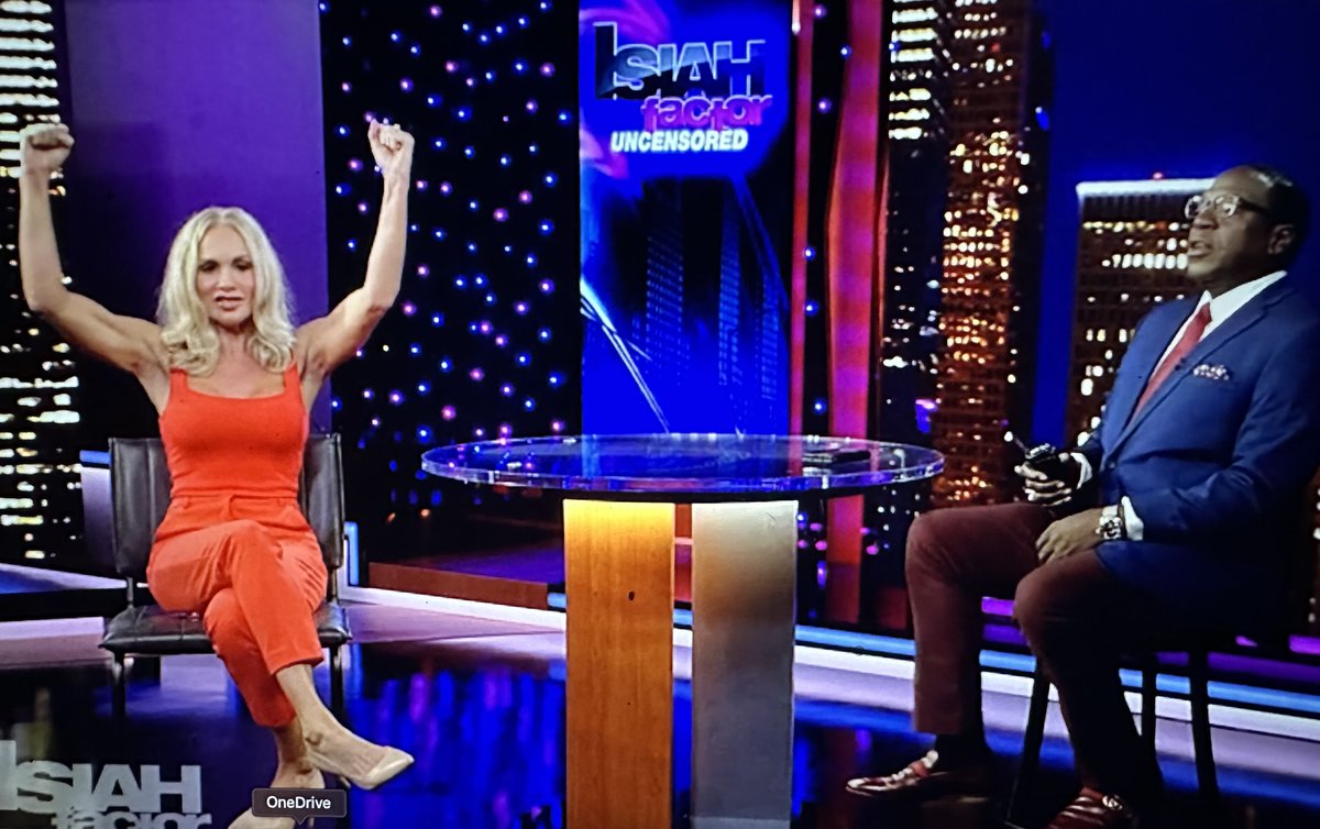 AngelaBoxShow's tweet image. #DebateNight #DebateAnalysis #TrumpHarrisDebate #Trump2024 #MAGA 

Join me and others tonight on @FOX26Houston!

AFTER THE #DEBATE 
GO GET YOUR REFILL ON POPCORN AND DRINKS.....

THESE AREN&apos;T YOUR TRADITIONAL PUNDITS....
BUT THEY WILL HAVE LOTS TO SAY....
FOX LOCAL - DEBATE…