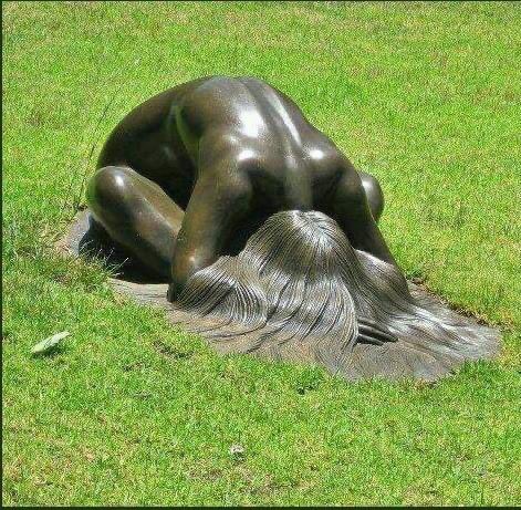 InsanelyBritany's tweet photo. Bronze by Hugo Castaneda https://t.co/aiRoxZkS8E