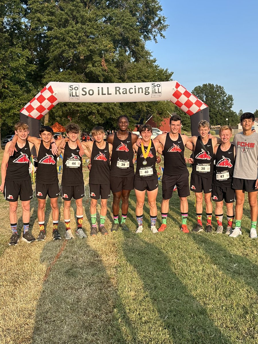CoachSanders34's tweet photo. Lady Mules take 1st and the Mules take 2nd at the Herrin Invite! https://t.co/fP2KNcTNda