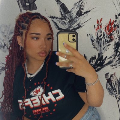 __CeeB's tweet image. #NewProfilePic