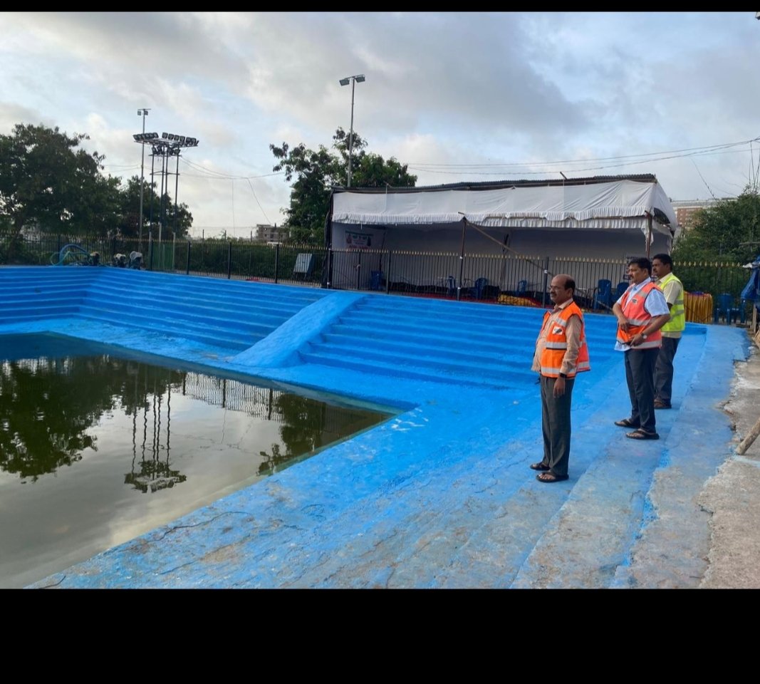 DC CHANDANAGAR (@dc21ghmc) on Twitter photo Good morning sir/ madam
Sanitation inspection at Kaidamma Kunta baby pond chandanagar with AMoh-21
Dc21 chandanagar #Hyderabad #Ghmc <a href="/CommissionrGHMC/">Commissioner GHMC</a> <a href="/gadwalvijayainc/">Vijayalaxmi Gadwal, GHMC MAYOR</a> <a href="/GHMCOnline/">GHMC</a> <a href="/PrlsecyMAUD/">Prl Secy MAUD.</a> <a href="/ZC_SLP/">ZC SERILINGAMPALLY ZONE GHMC</a> Good morning sir/ madam
Sanitation inspection at Kaidamma Kunta baby pond chandanagar with AMoh-21
Dc21 chandanagar #Hyderabad #Ghmc <a href="/CommissionrGHMC/">Commissioner GHMC</a> <a href="/gadwalvijayainc/">Vijayalaxmi Gadwal, GHMC MAYOR</a> <a href="/GHMCOnline/">GHMC</a> <a href="/PrlsecyMAUD/">Prl Secy MAUD.</a> <a href="/ZC_SLP/">ZC SERILINGAMPALLY ZONE GHMC</a>