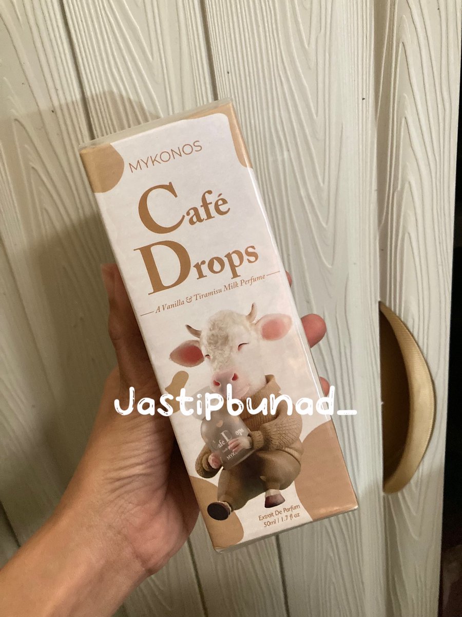 nadbross's tweet photo. Wts, Mykonos Cafe Drops 50ml 120rb. PO kurleb semingguan.

#mykonosparfum #parfum https://t.co/UTZ7wYVpY8