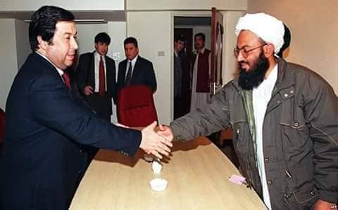 Arifjml0's tweet image. ټاپي #TAPI د ملاصاحب په لاس پیل او د تطبیق پرانیسته یې هم ملا صاحب کوي!

دا ۱۹۹۷ کال دی، د افغانستان د بهرنیو چارو پخوانی وزیر مولوي وکیل احمد متوکل او د ترکمنستان د بهرنیو چارو پخوانی وزیر بوریس شیخ مرادوف د ټاپي د تفاهم لیک تر لاسلیک وروسته.

متوکل صاحب په ۱۳۹۴ل کال له نن ټکی…