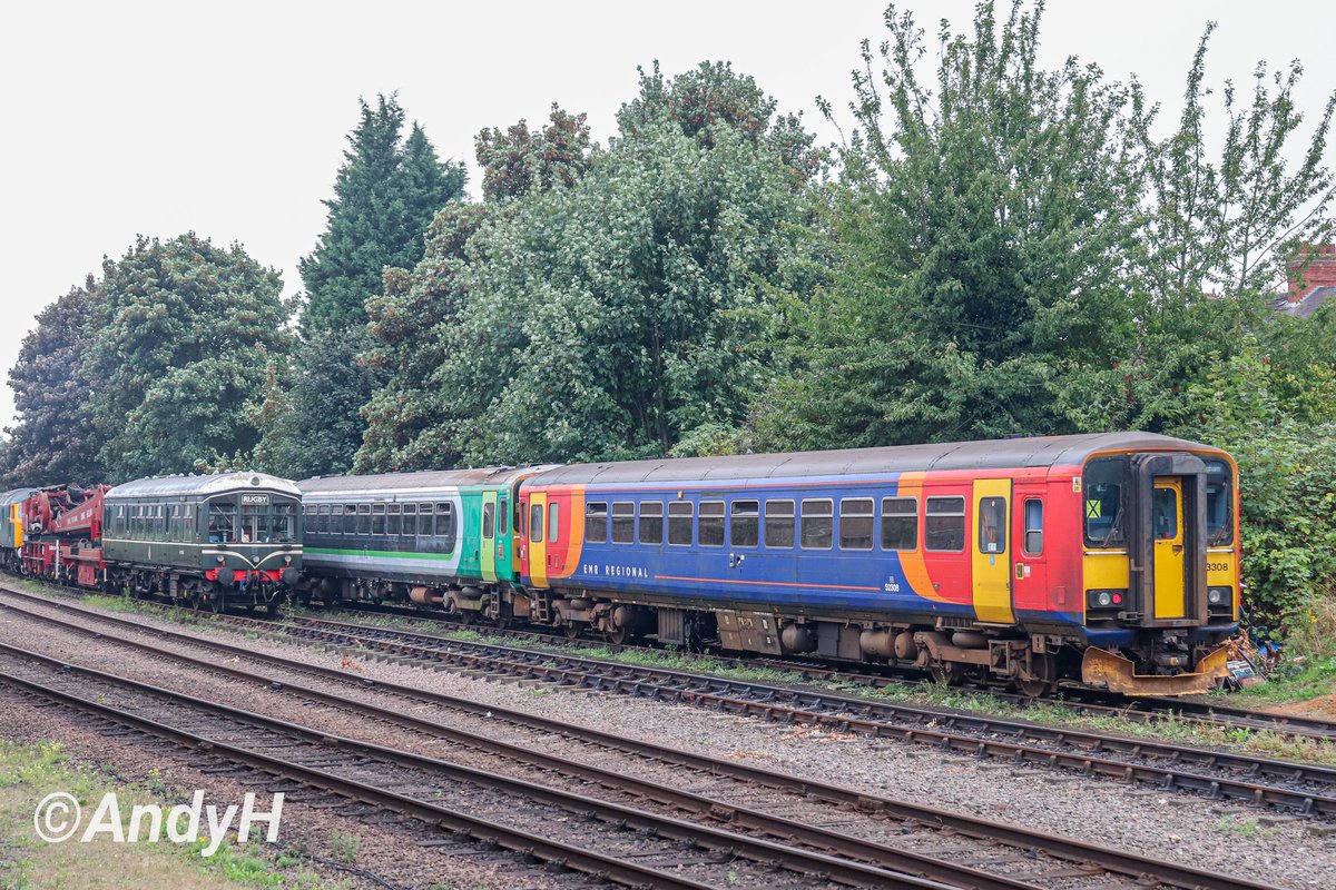 holtona72's tweet photo. #OneFiveThreeWednesday AKA #MidweekDogbox.. Something quite different at the @GcrGreat diesel gala. These units are based there for traincrew training at the moment but had a few trips out with the public last weekend. 153308 & 153371 seen at Loughborough on 6/9/24. #Dogbox #GCR https://t.co/6xPSgLrS3L