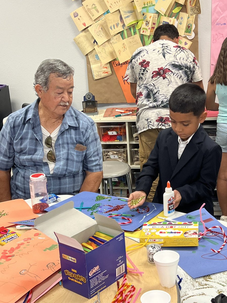 EAldaco_WDS's tweet photo. What a sweet day having all our grandparents in our library for Grandparents’ Day. @fmeeagles https://t.co/bgQD2JhlND