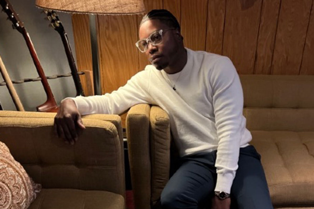 EHollywood's tweet photo. Navigating the Music Business: Insights from Professional Music Manager Kennedy Kimbell https://t.co/GHG1CU2S8u https://t.co/rk6b4fujlh