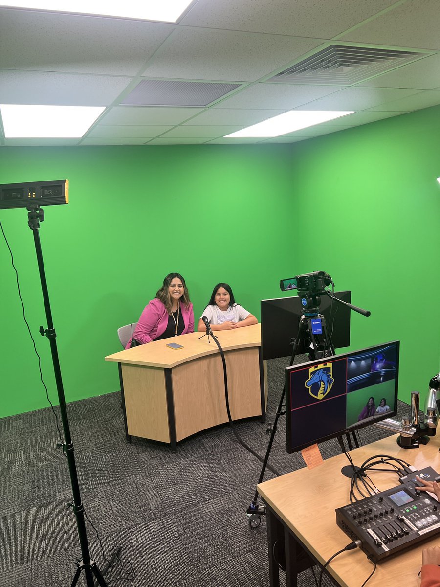 Myers Elementary (@myerselementary) on Twitter photo Our Trusted Adult initiative features staff in our school during our morning news. Our staff is here to support our Dragons everyday! ππ #dragonpride #trustedadult <a href="/Hall_Schools/">Hall County Schools</a> Our Trusted Adult initiative features staff in our school during our morning news. Our staff is here to support our Dragons everyday! ππ #dragonpride #trustedadult <a href="/Hall_Schools/">Hall County Schools</a>