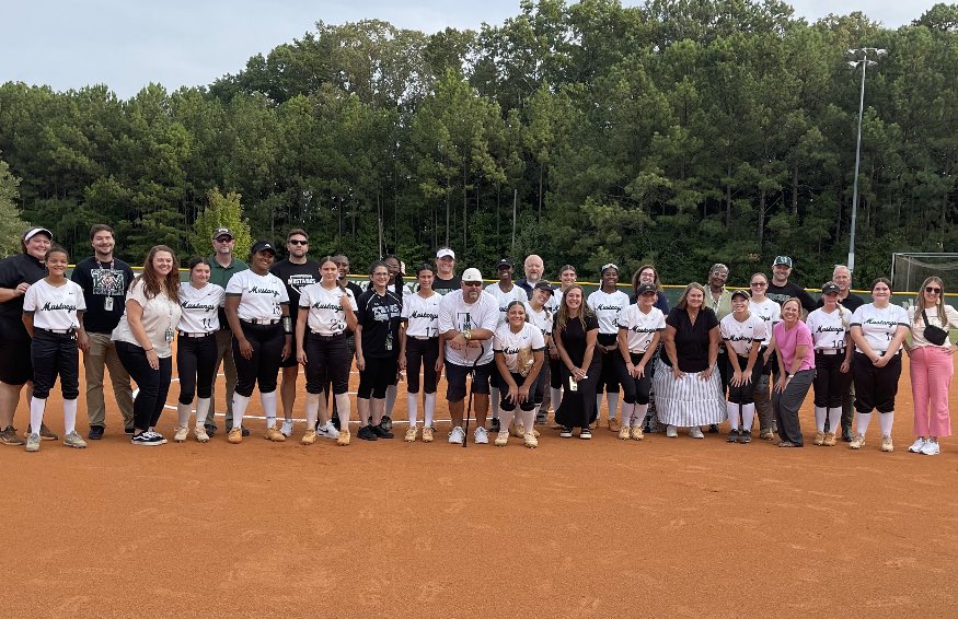 KMHS fastpitch (@kmhsfastpitch) on Twitter photo Teacher appreciation night! We are very thankful for all the teachers at KMHS! Extra thanks to these teachers that were chosen by our varsity players and came out to the game tonight to be recognized and support our team! #mustangfamily
<a href="/KMHSathletics/">Kennesaw Mtn.</a> <a href="/KMHS_Principal/">Nathan Stark</a> Teacher appreciation night! We are very thankful for all the teachers at KMHS! Extra thanks to these teachers that were chosen by our varsity players and came out to the game tonight to be recognized and support our team! #mustangfamily
<a href="/KMHSathletics/">Kennesaw Mtn.</a> <a href="/KMHS_Principal/">Nathan Stark</a>
