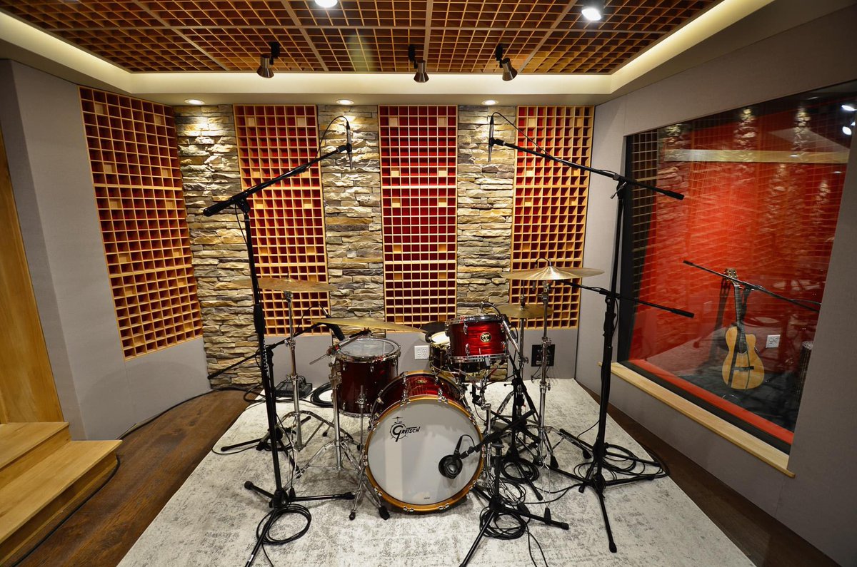 UnderToneAudio tweet media