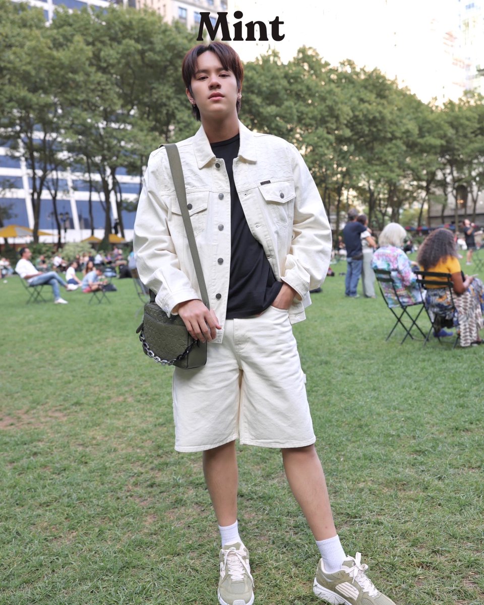 ไอ่มี๊ตายยกบาง นนนใส่ขาสั้น 🫠🫠🫠

NANON COACH NYFW2025 #CoachNYFWxNanon #CoachSpring25 
#CoachNY 
#mynameisnanon  
@coach <a href="/mynameisnanon/">NANON</a>