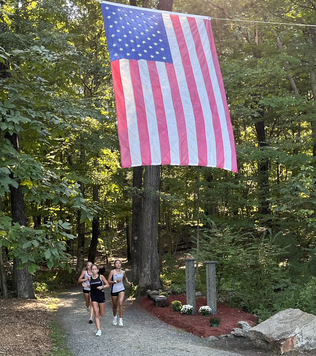 NewtownGirlsXC tweet media