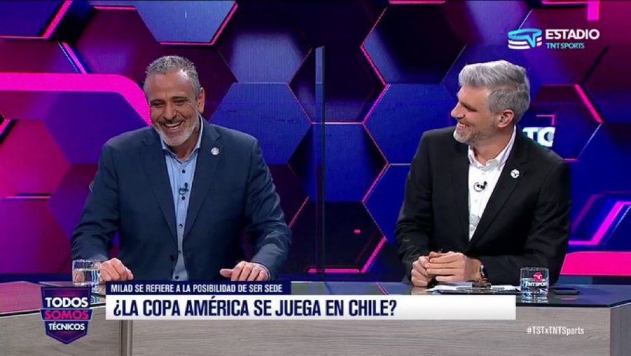cesardinho11's tweet photo. @ManuelDTP Los chupa chupa jaja comentan como dirige milad https://t.co/1VFf1LevVV