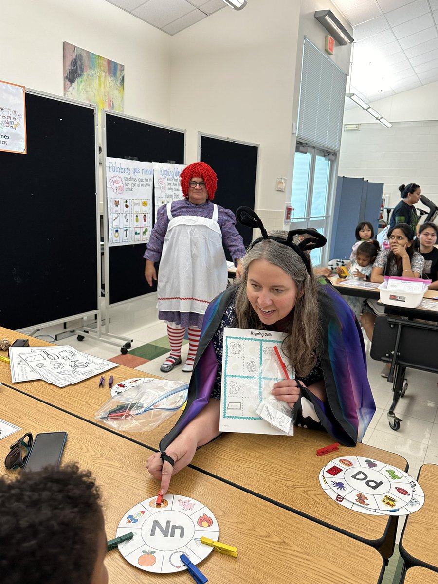 ddmcewen's tweet photo. Amazing literacy night @Parsons_Pandas with students &amp; families. Thank you to our staff and families for supporting our programs and events. @klmarsh2 @gisdnews @GISDUnmatched @GISDREADS https://t.co/NwwRbHbNYm