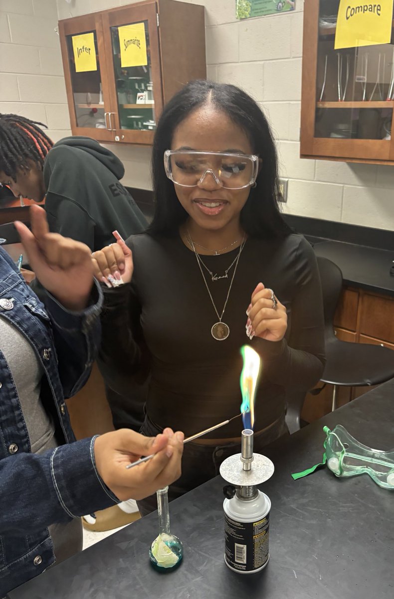 HardwickCorner's tweet photo. 24-25 Chemistry class performing Flame Test Lab!!! Exciting electrons and the emission of light!!!π₯π₯π₯ @AlcovyHS #AlcovyScience #committothecove #BuildingOurFuture #iTeachChem https://t.co/3mNuiFvWGP