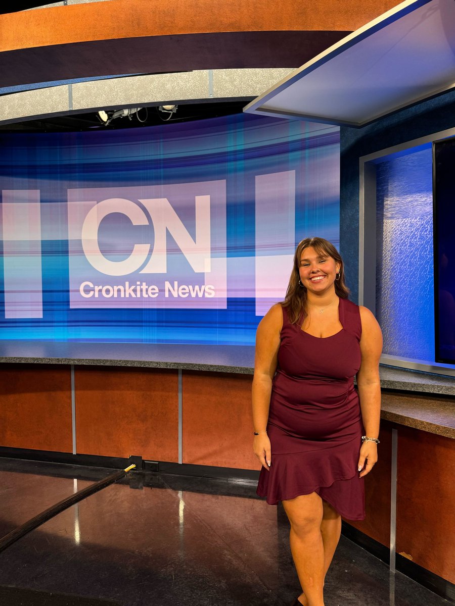 AnnePerrySports's tweet photo. I got to anchor @cronkitenews for the first time today! Such a fun opportunity! @sportscronkite https://t.co/nsKQWr1DqT