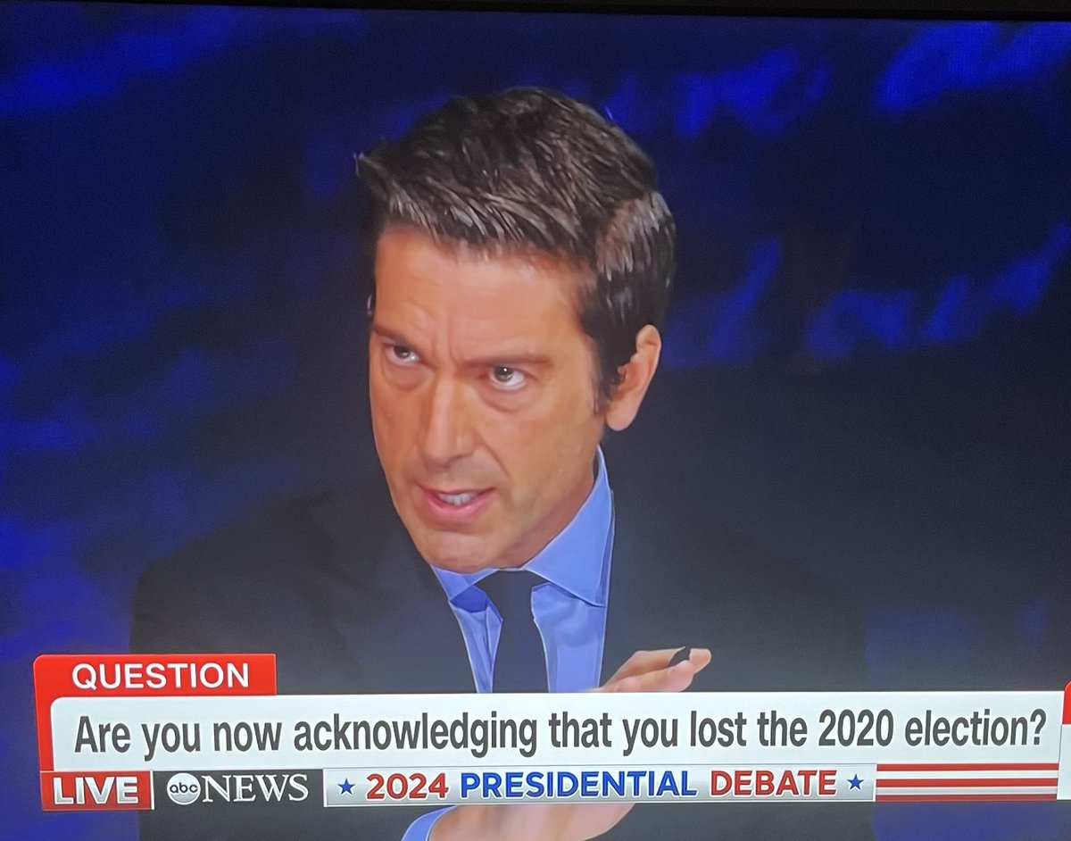 throwharderfast's tweet image. #Muir has again and again left the moderator role and entered the debate. Shame on you David!