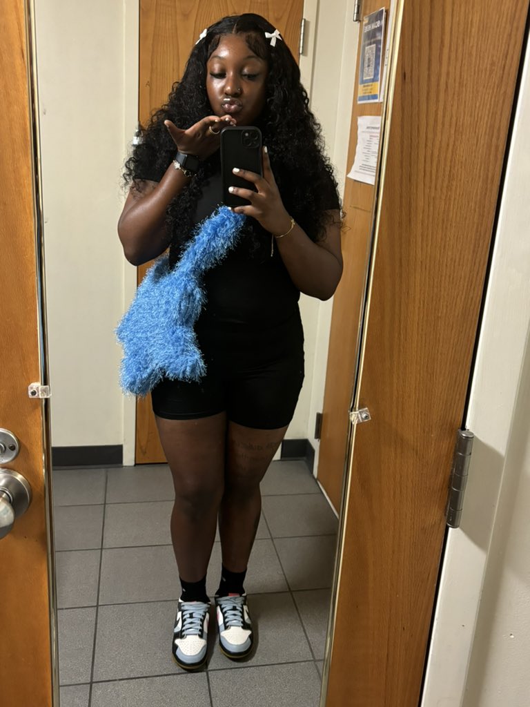 i post on here like people really gone see it but who cares..i’m cute asf