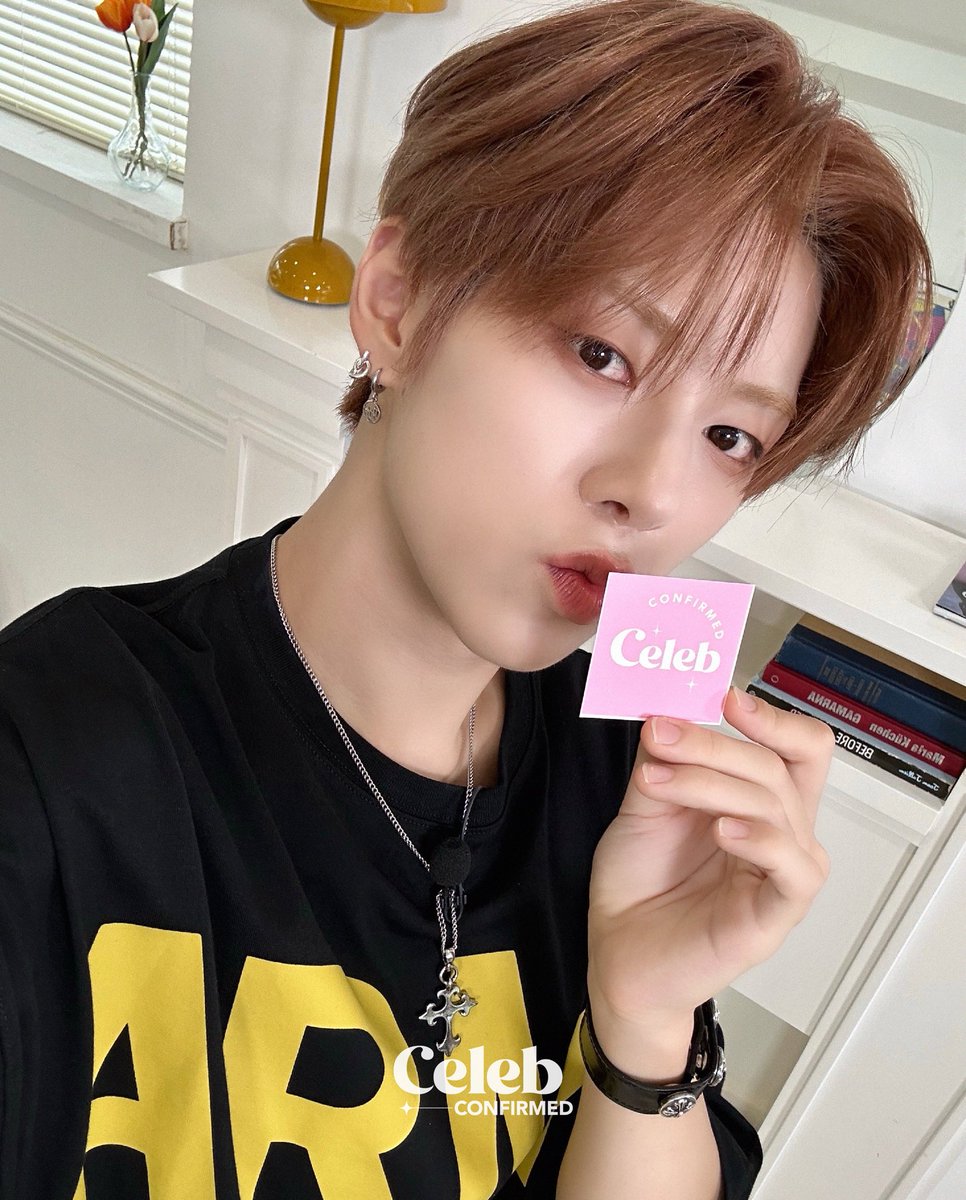 CelebConfirmed's tweet photo. Stop scrolling right there!🤚🚨
 
We just thought you needed to see these selfies before continuing with your life. You’re welcome😉.

#FANTALK2 with #NOWADAYS Ep.2:
✨OUT on Friday at 11 a.m. KST
🎥On Celeb Confirmed YT channel

#나우어데이즈 @CUBE_NOWADAYS https://t.co/wAFFC0Eec8