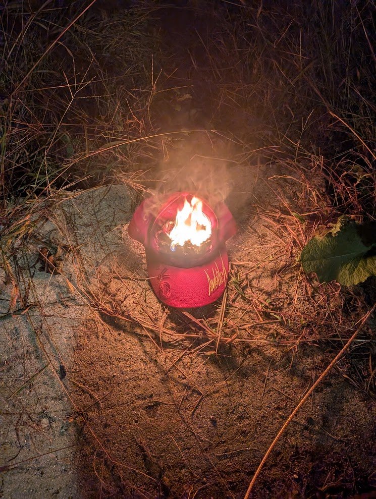 Matteius's tweet image. Fuck Trump