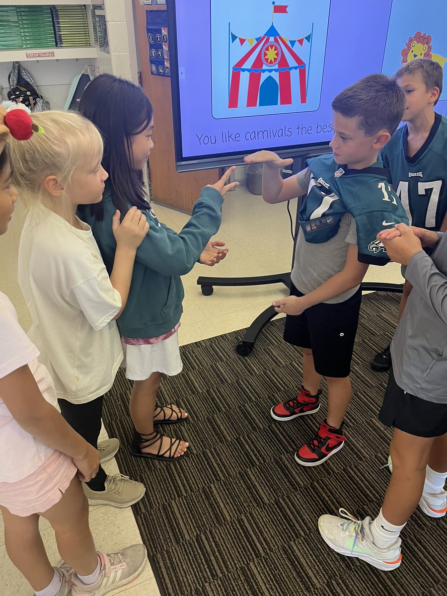 Rock, paper, scissors class competition 🪨📄✂️