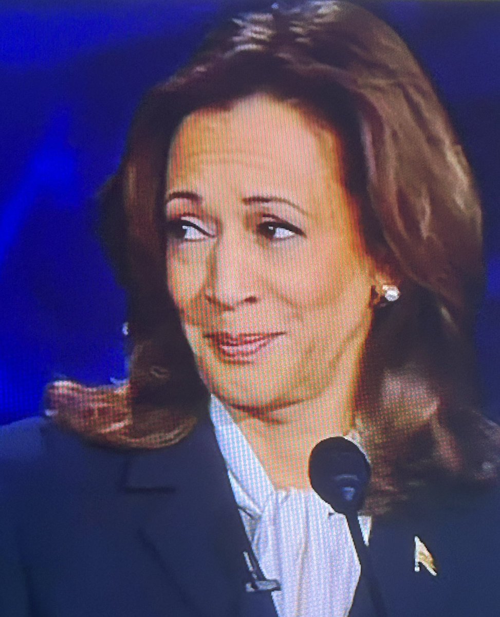 Mindy Thomas tweet media