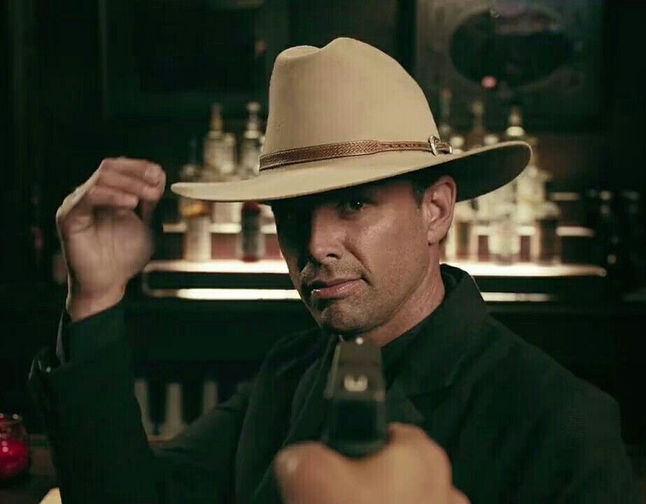 nocapesdahling's tweet photo. You think Boyd knows that if you steal a cowboy’s hat, then you have to ride the cowboy? #raylanboyd https://t.co/Rod5iOXGJ0
