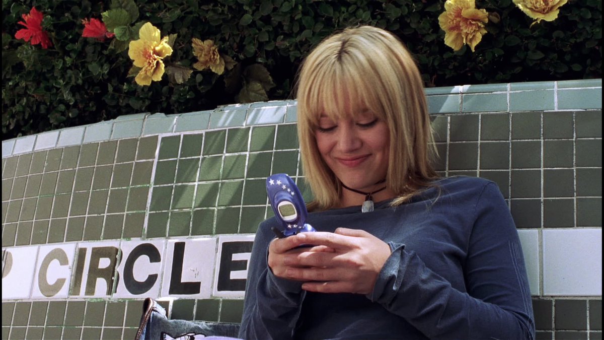 heytones's tweet image. #Debate2024 

Trump texting Abdul a picture of his house like