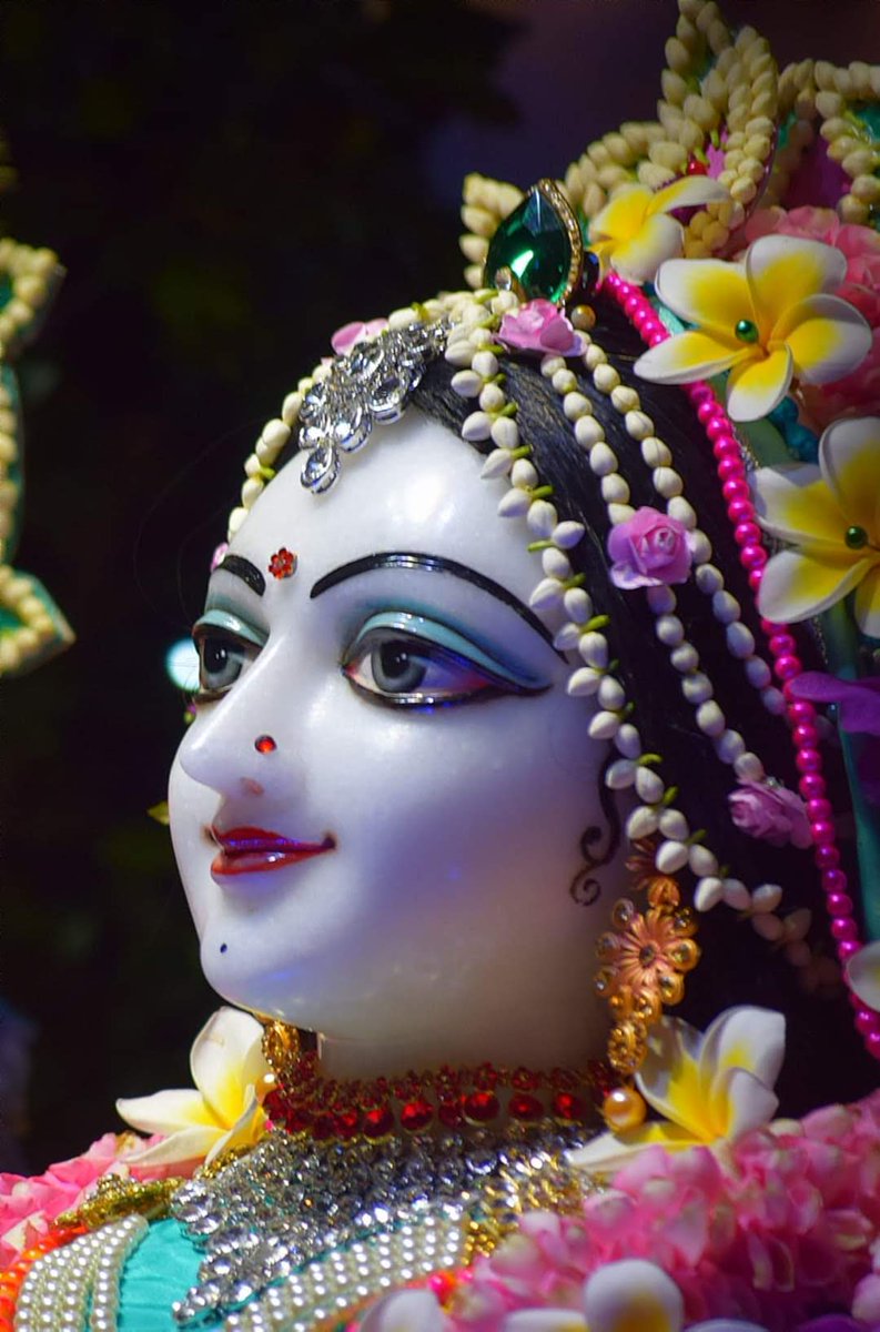 ISKCONNashik's tweet photo. Radharani is the expansion of Krishna. Krishna is the energetic and Radharani is the energy.
- Srila Prabhupada https://t.co/Mi8h4qPxxJ