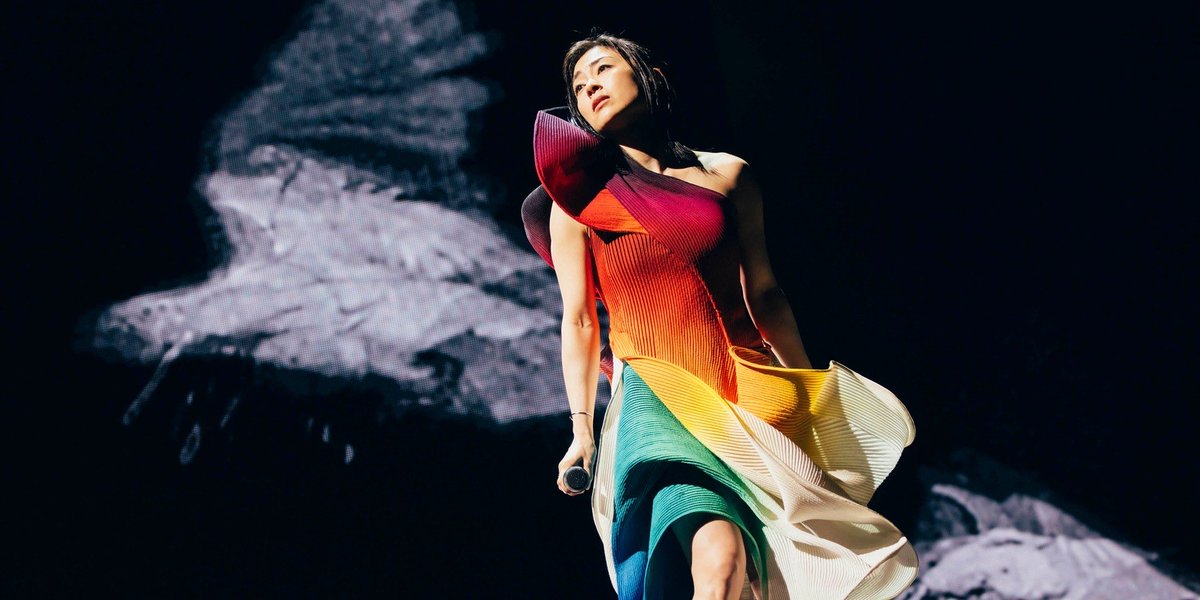 “This is also your 25 years,” says Hikaru Utada in SCIENCE FICTION Tour 2024 in Hong Kong – gig report

bandwagon.asia/articles/hikar… #HikaruUtada
