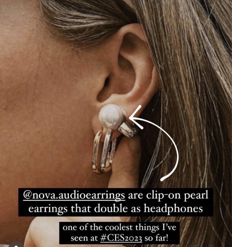 LarryJones's tweet photo. At the debate against Trump, Kamala Harris made quite the statement with her choice of earrings. Those look a lot like Nova Audio earrings. 🤔 https://t.co/s1hq5wzIs5