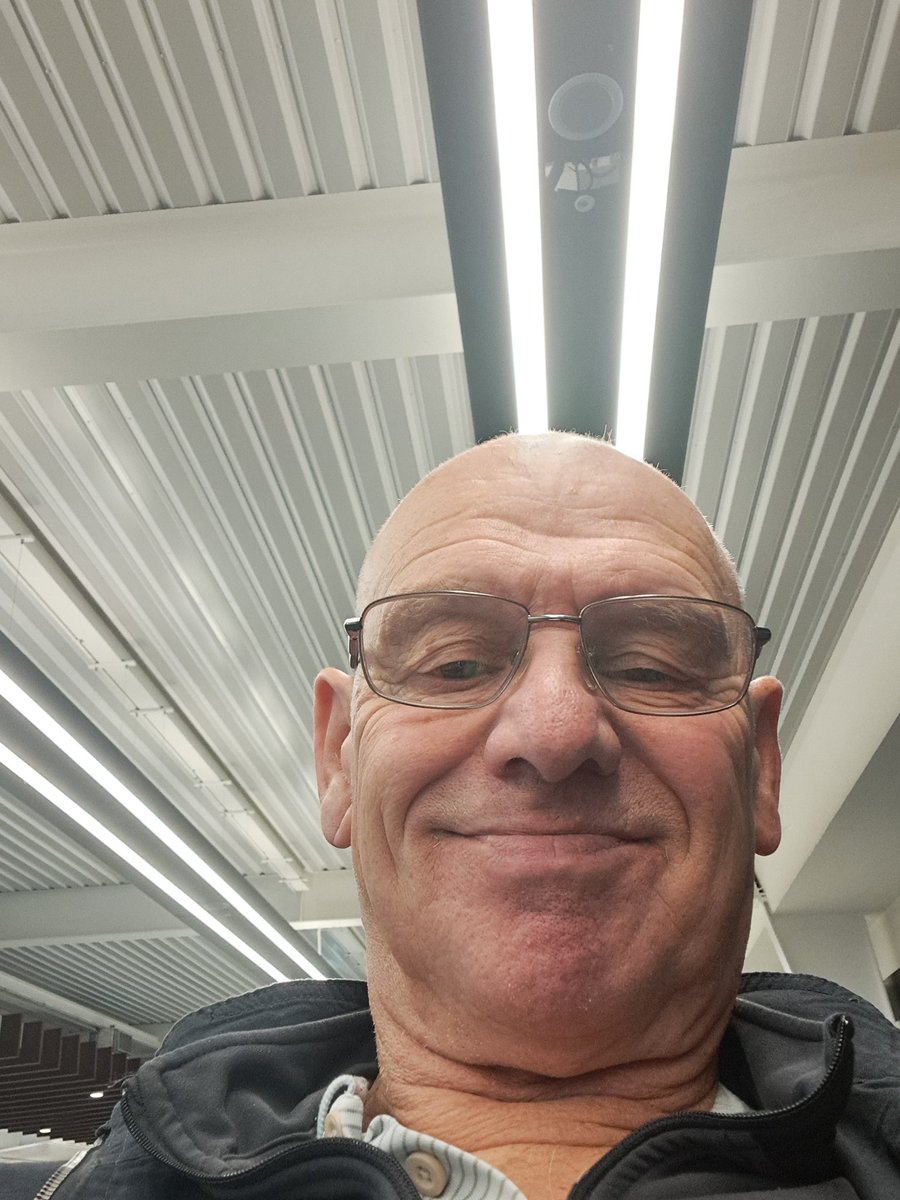 chapatoni's tweet image. Pretty tired. No sleep, but excited for these next few days at the #LoveBiome Leadership convention in Salt Lake City. Plus meeting up with a couple of friends.

Travelling via Amsterdam 

#LoveBiomeUKTeam
