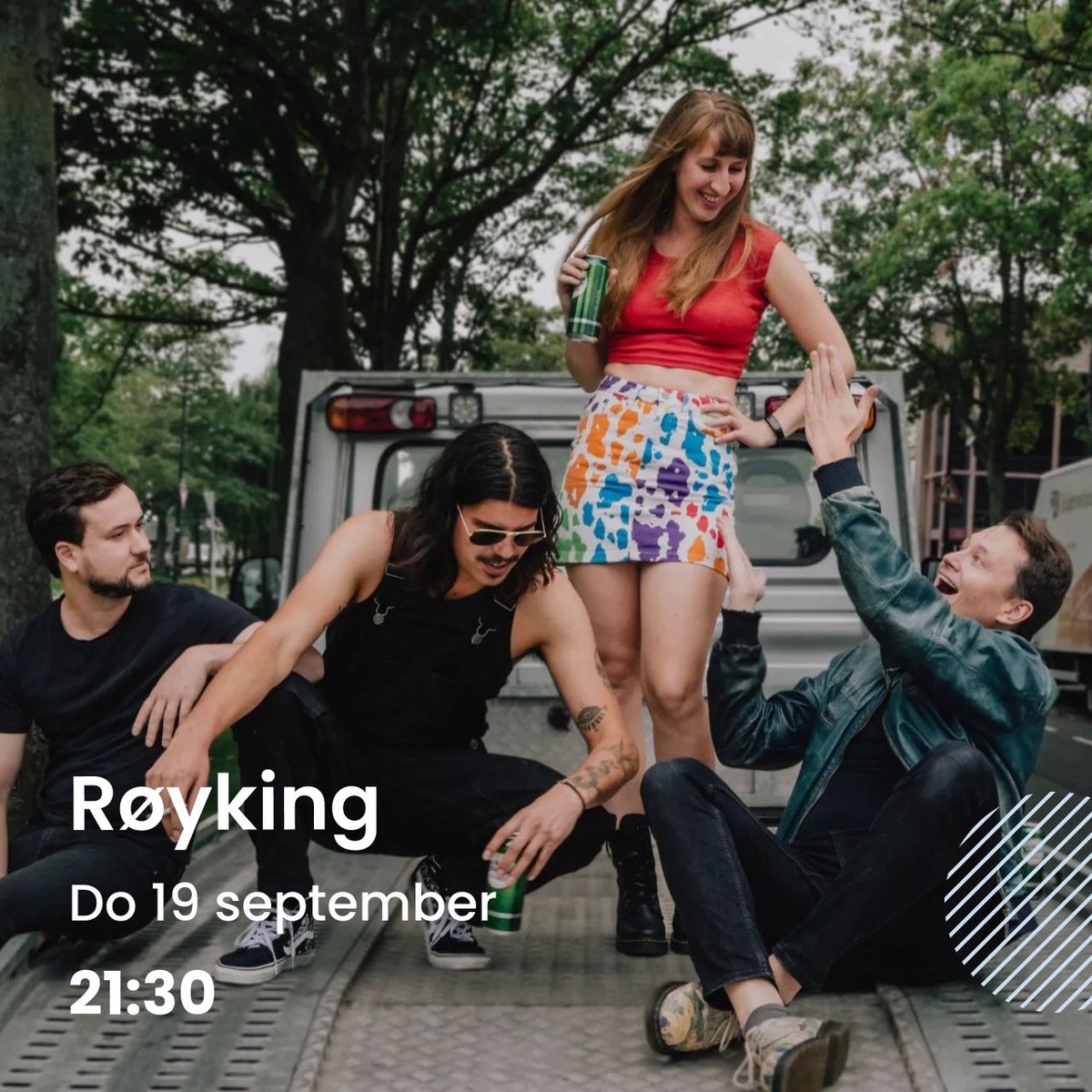 dedorusleiden's tweet photo. De derde band die speelt tijdens het Open Huis Festival van De Dorus (i.s.m. Popronde Leiden) is Røyking. Schreeuwerig, kleurrijk en een beetje irritant – Røyking is neon. Met een mix van punk, pop, grunge en rock neemt Røyking je mee in het alledaagse. 

https://t.co/PJcckdCblQ https://t.co/B2YB31bQK1