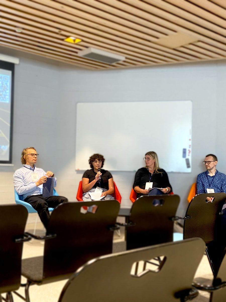 QPlayLearn (@qplaylearn) on Twitter photo We joined the Finnish Quantum Days, a two-day convention by @InstituteQ & the Finnish Quantum Flagship, at <a href="/AaltoUniversity/">Aalto University</a> and @Universityofhelsinki! 🎉 We offered our contributions in a dedicated booth, and in a panel about science and quantum in education, our specialty! 😎 We joined the Finnish Quantum Days, a two-day convention by @InstituteQ & the Finnish Quantum Flagship, at <a href="/AaltoUniversity/">Aalto University</a> and @Universityofhelsinki! 🎉 We offered our contributions in a dedicated booth, and in a panel about science and quantum in education, our specialty! 😎