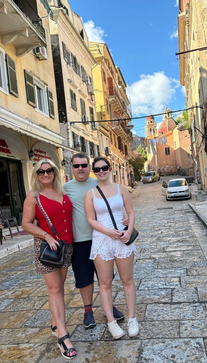 Let the Greek Isles adventures begin! 🇬🇷🏛️