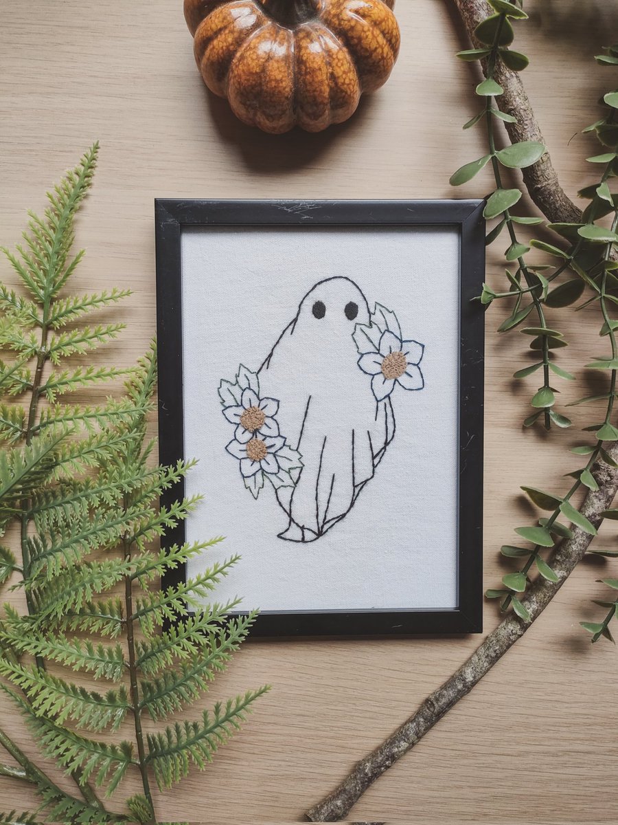 xulabon's tweet photo. Autumn vibe 🍂🎃 https://t.co/TGBTrUk8Xj